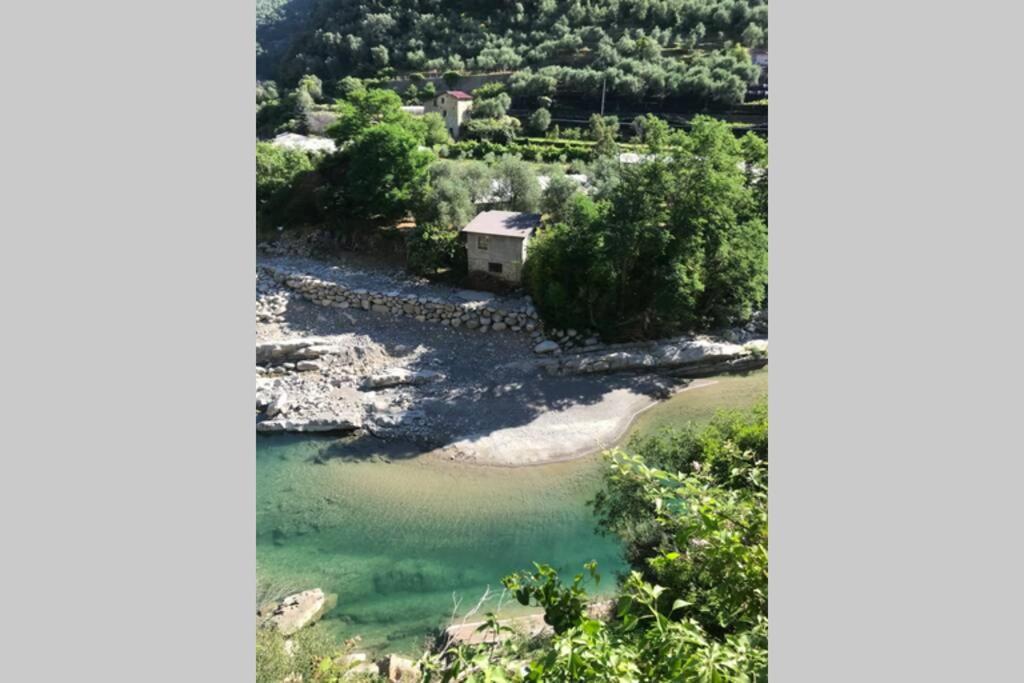 Alloggio U Sportegu Da E Monti A Giaia Villa Badalucco Bagian luar foto