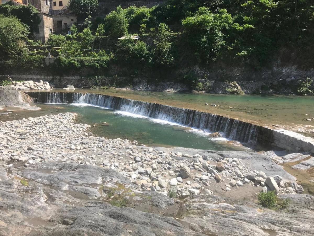 Alloggio U Sportegu Da E Monti A Giaia Villa Badalucco Bagian luar foto