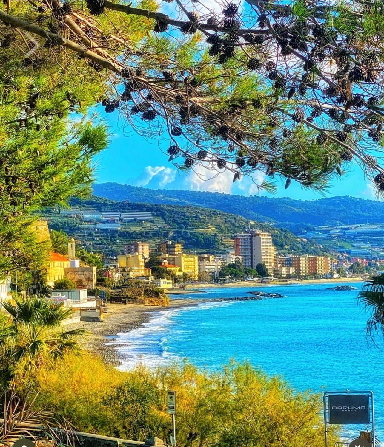 Alloggio U Sportegu Da E Monti A Giaia Villa Badalucco Bagian luar foto