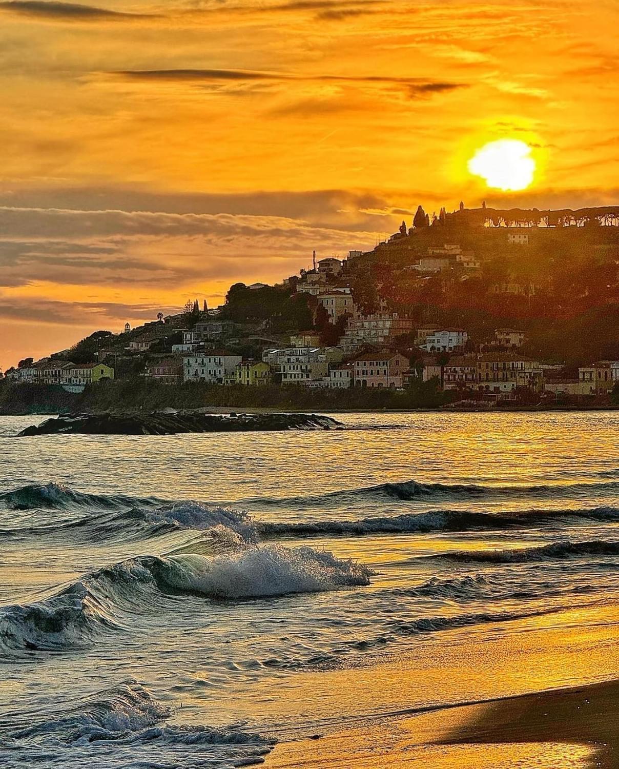 Alloggio U Sportegu Da E Monti A Giaia Villa Badalucco Bagian luar foto